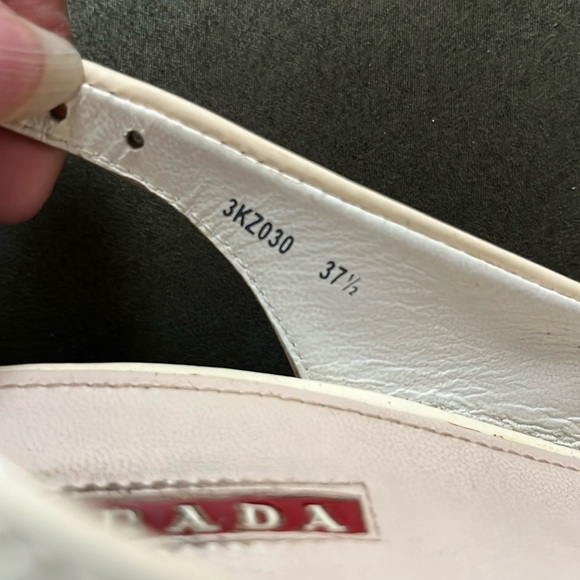 Prada patent leather wedges with bow detail, size 7.5 - Picture 9 of 14